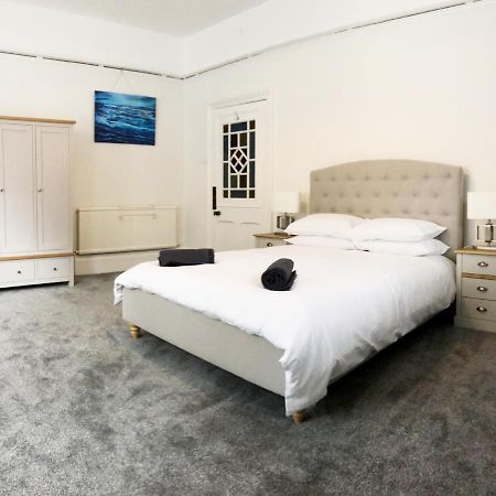 Summer Breeze. 3-Bed Apartment Close To The Beach Bournemouth Buitenkant foto
