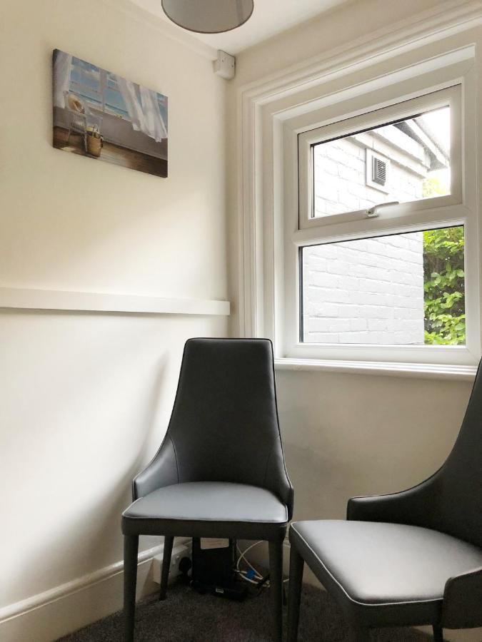 Summer Breeze. 3-Bed Apartment Close To The Beach Bournemouth Buitenkant foto
