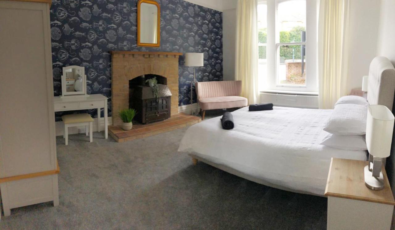 Summer Breeze. 3-Bed Apartment Close To The Beach Bournemouth Buitenkant foto