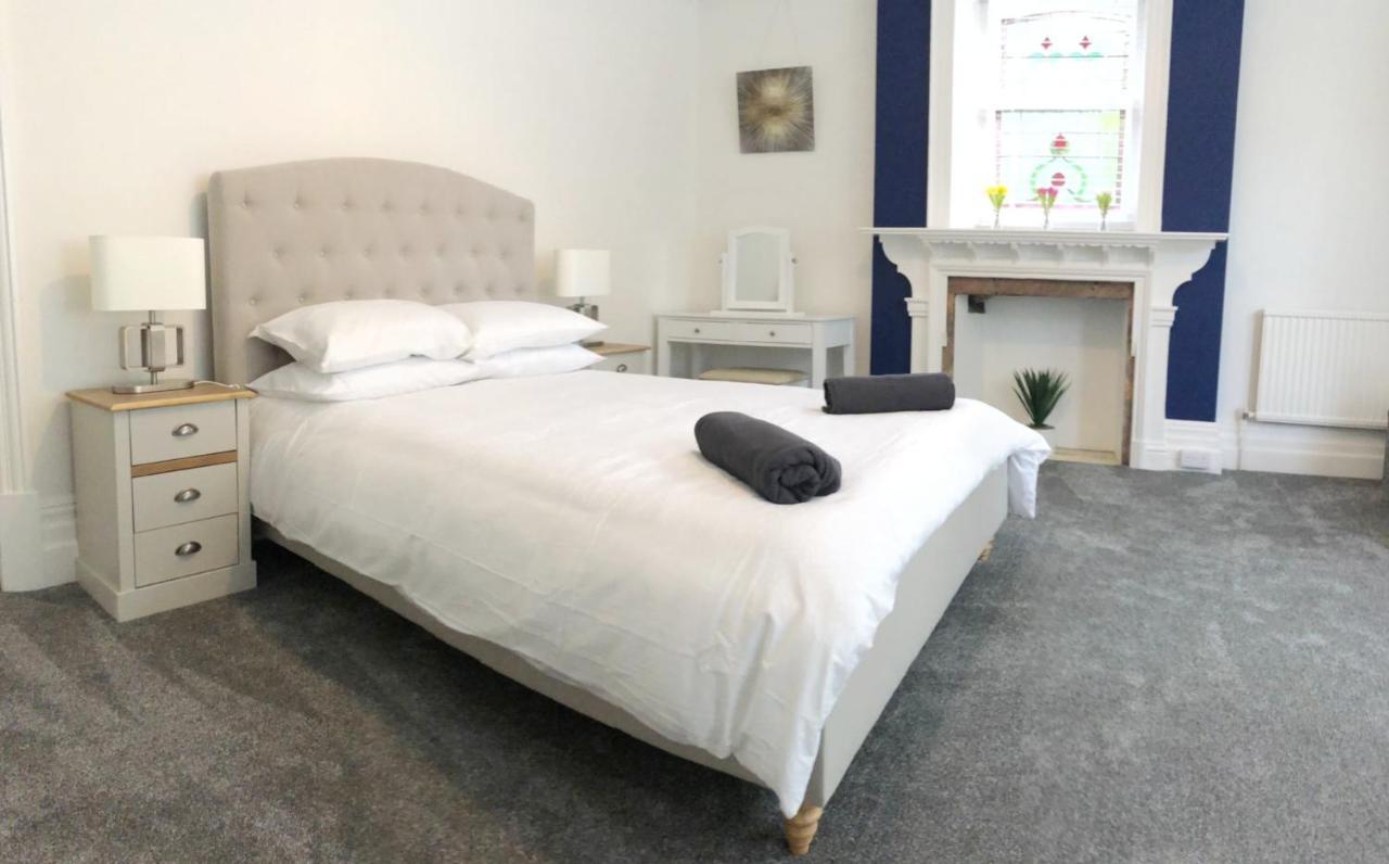 Summer Breeze. 3-Bed Apartment Close To The Beach Bournemouth Buitenkant foto