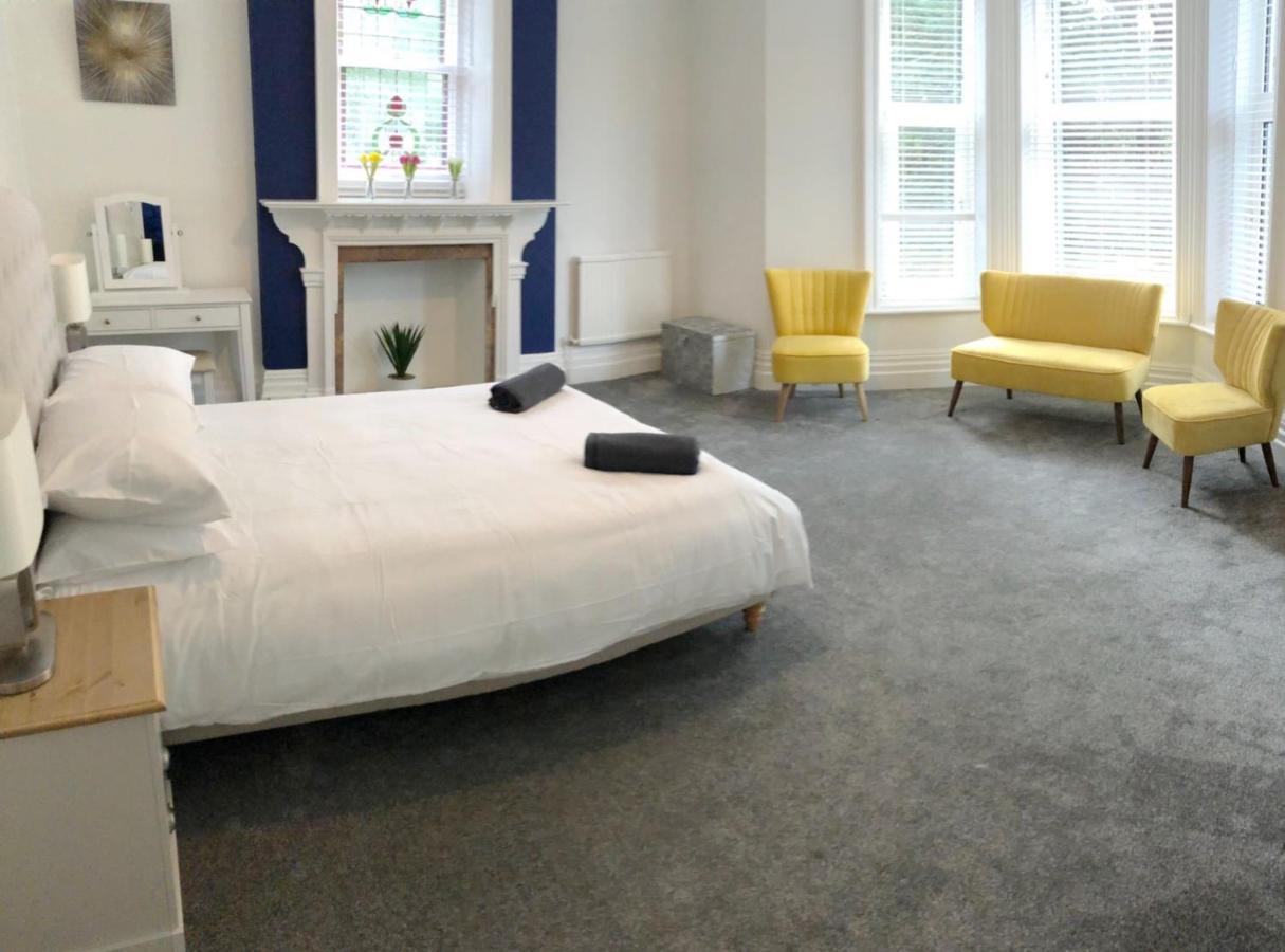 Summer Breeze. 3-Bed Apartment Close To The Beach Bournemouth Buitenkant foto